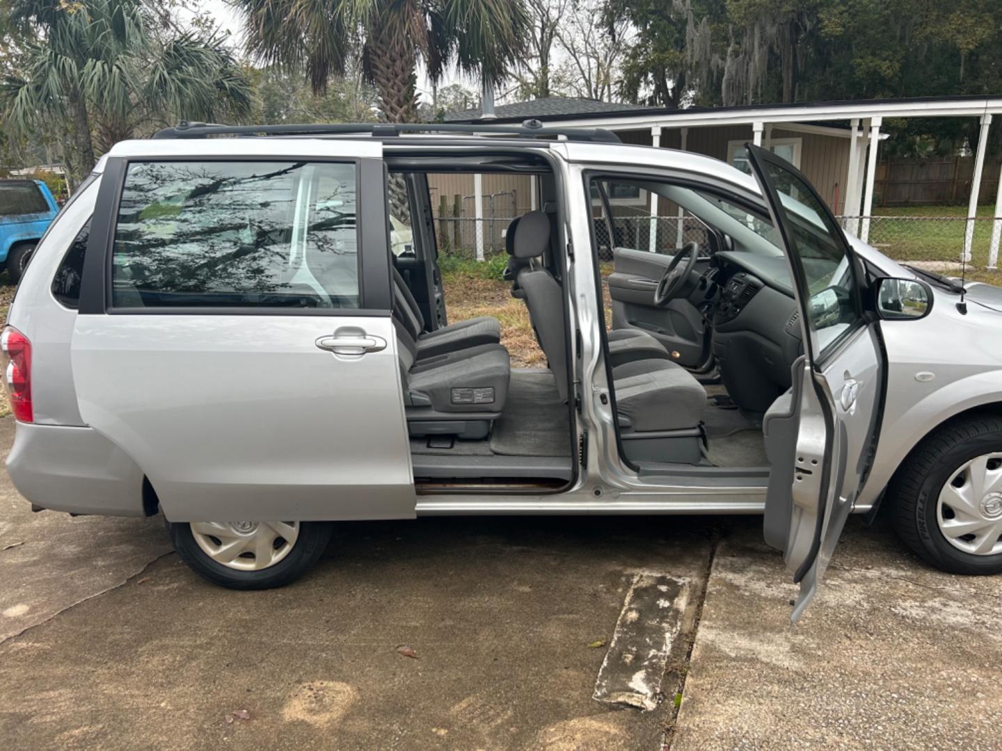 2005 Mazda MPV (JM3LW28A050) with an 3.0L engine, located at 1758 Cassat Ave., Jacksonville, FL, 32210, (904) 384-2799, 30.286720, -81.730652 - $3500.00 PLUS TAX, TAG, AND TITLE 2005 MAZDA MPV ONLY 175,014 MILES ICE COLD AIR CONDITIONING 7-PASSENGER SEATING DUAL SLIDING DOORS THIS IS A REAL NICE MINIVAN!!!! CALL BEFORE IT'S SOLD @ 904-384-2799 DON'T BE TOO LATE!!!! - Photo#16